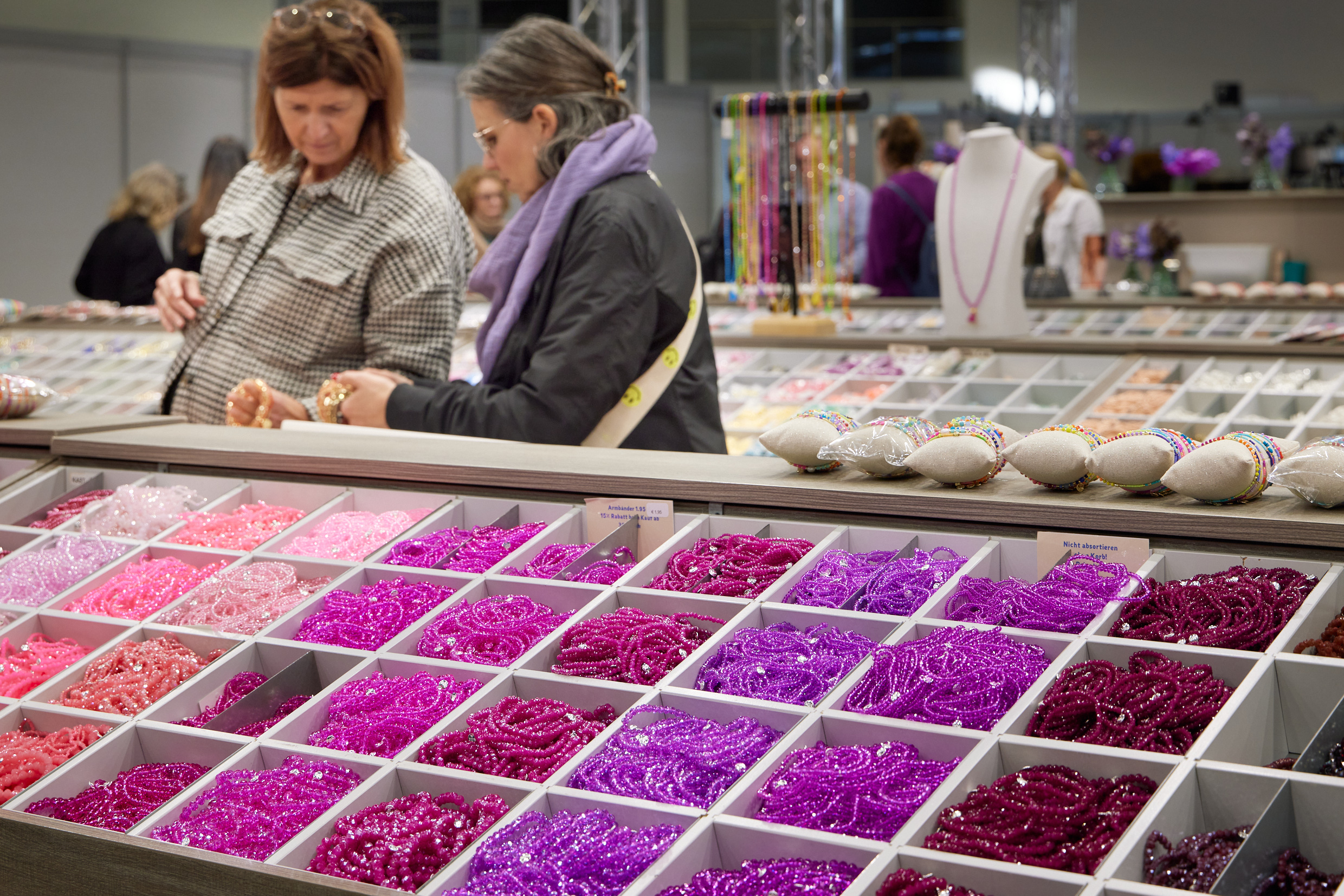 Think Pink – Trendfarbe Magenta ist in allen Schattierungen 2023  ein Stimmungsmacher. Foto: Messe Frankfurt/Jean-Luc Valentin
